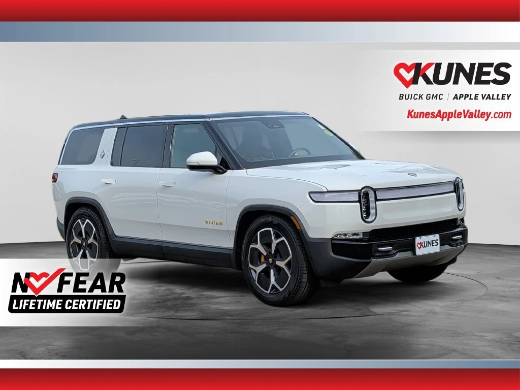 2024 Rivian R1S