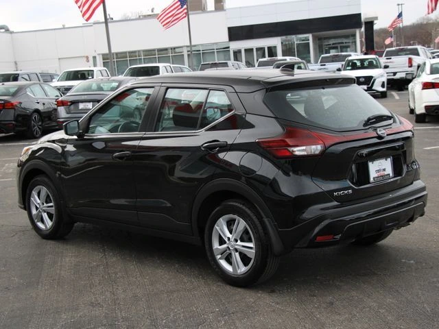 Used 2025 Nissan KICKS PLAY Base with VIN 3N1CP5BV2SL492148 for sale in Kansas City