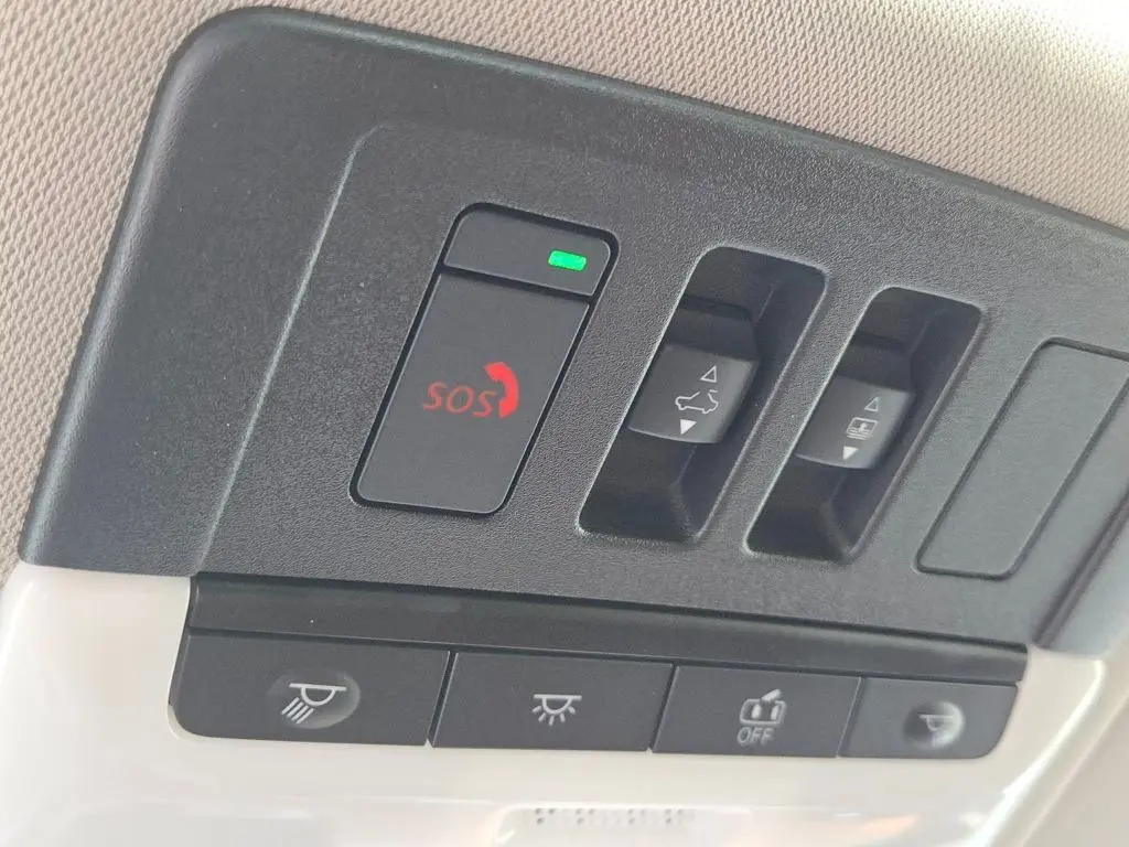 2026 Nissan Rogue Platinum photo 12