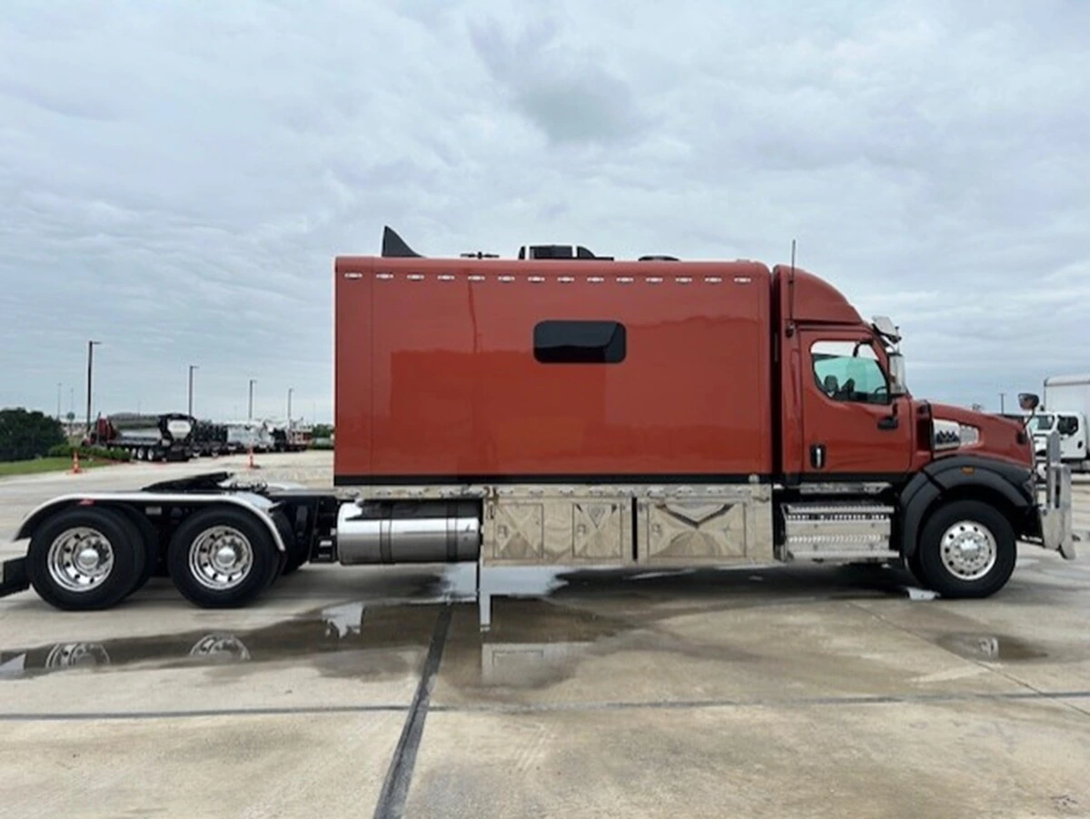 2025 Western Star 49X — photo 7