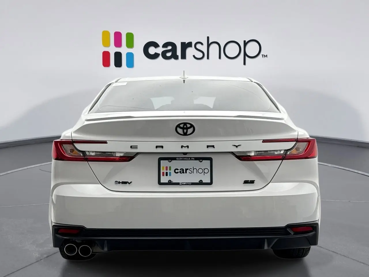 2025 Toyota Camry SE photo 4