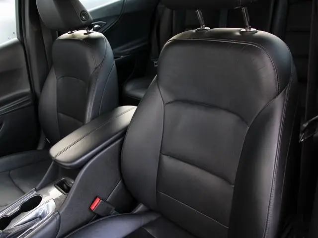 2016 Chevrolet Malibu 1LT photo 4