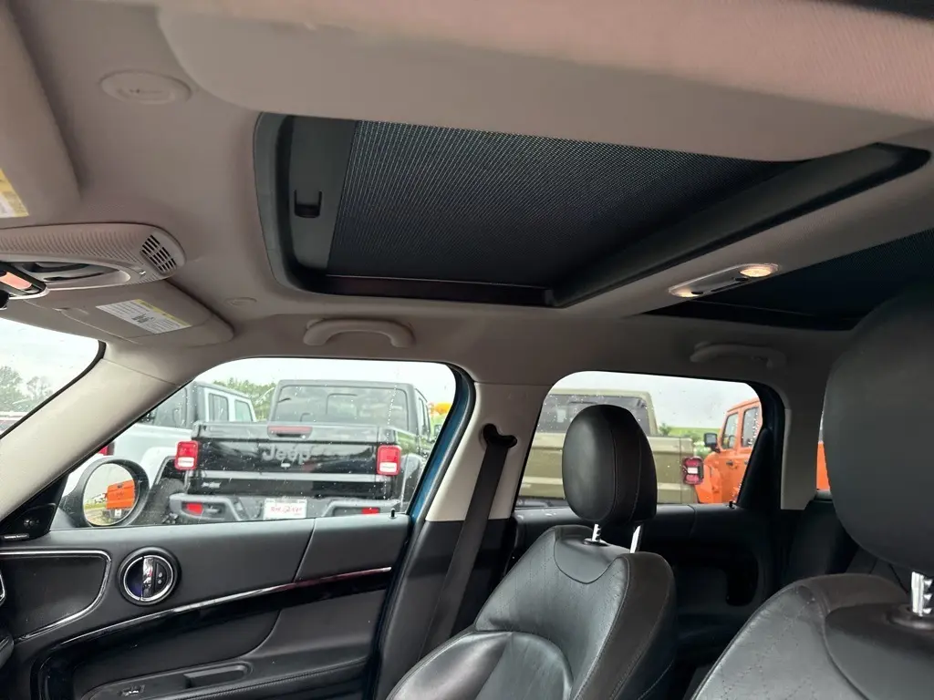 2018 Mini Cooper S ALL4 photo 14
