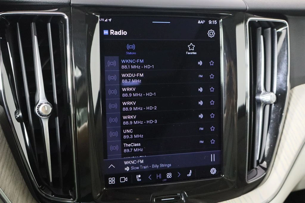 2023 Volvo - image 33