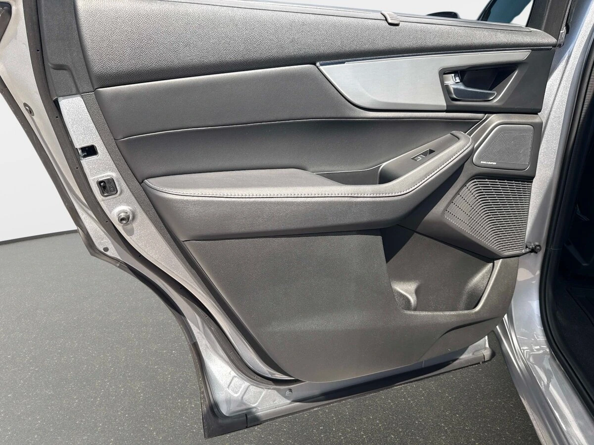 2026 Acura MDX Technology Package - Photo 11