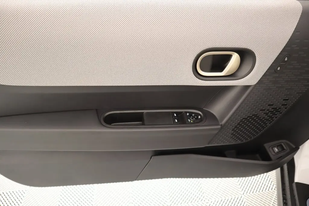 2025 Mini Cooper 2 Door Hardtop S photo 4