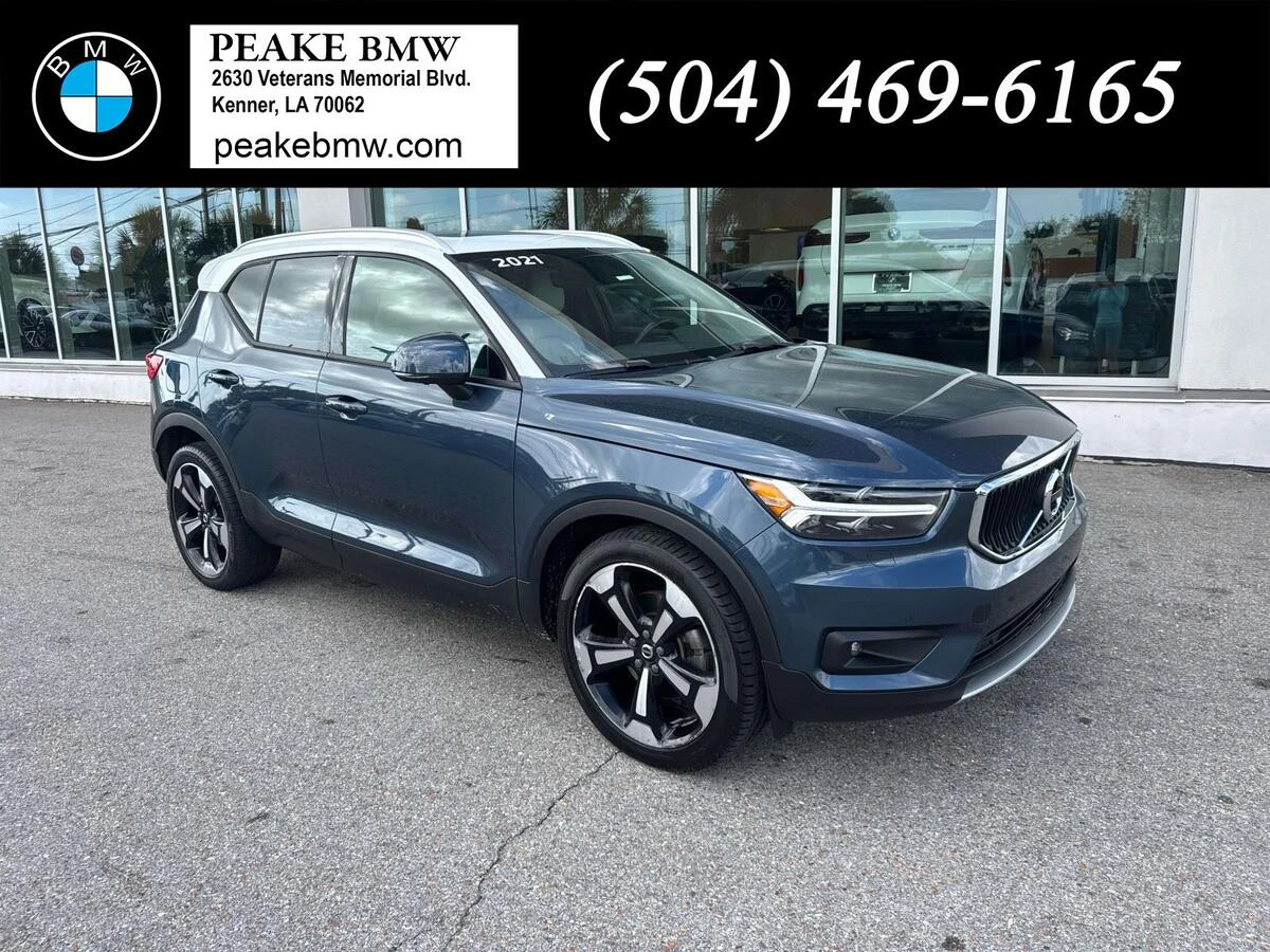 2021 Volvo XC40 T5 Momentum AWD's photo