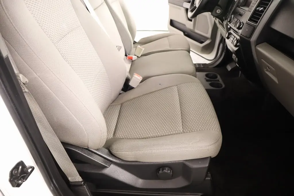 2018 Ford F-150 XLT photo 11