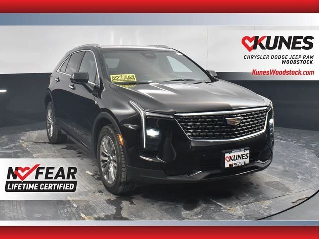 2024 Cadillac XT4 Premium Luxury