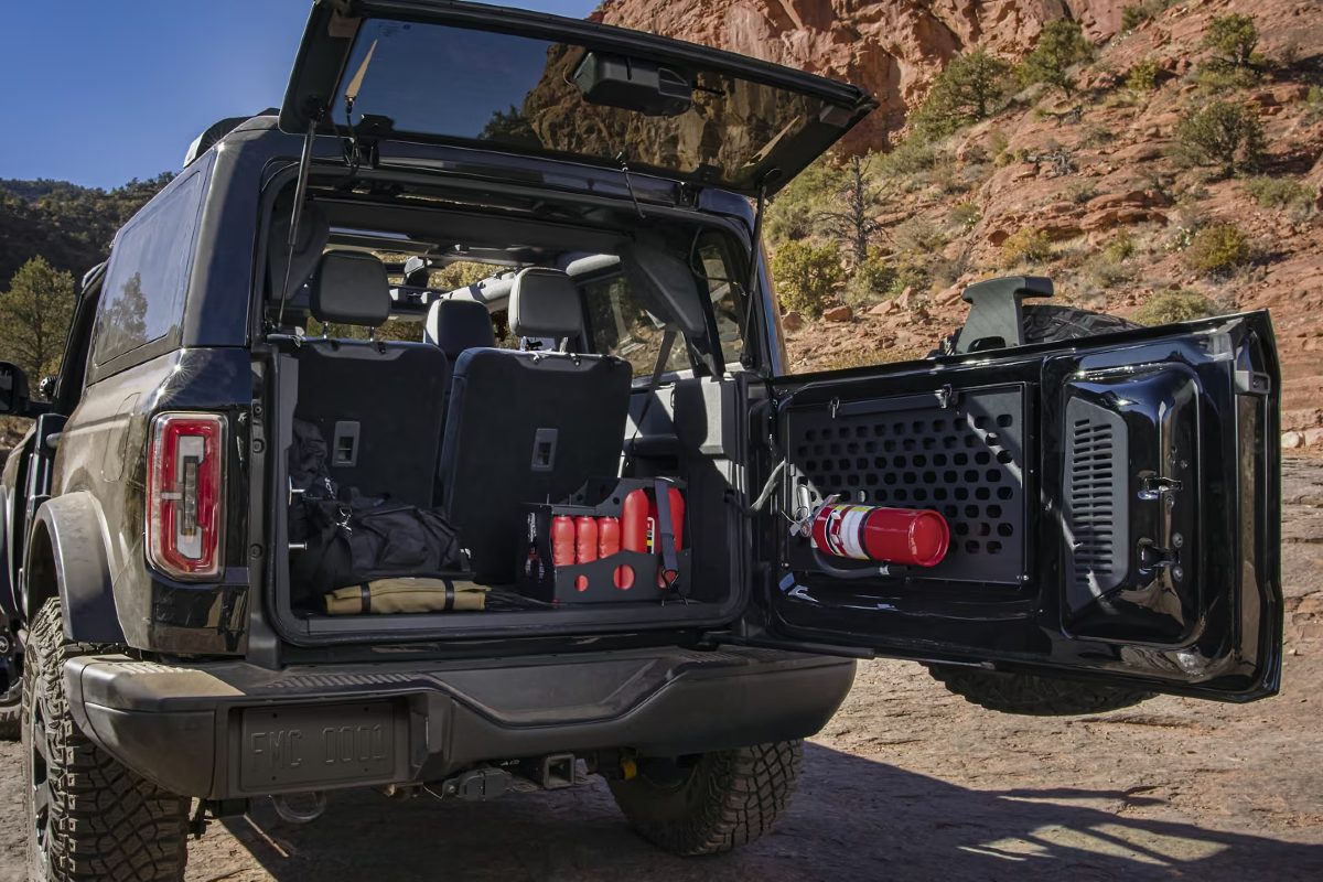 2024 Ford Bronco Exterior Rear with Open Tailgate