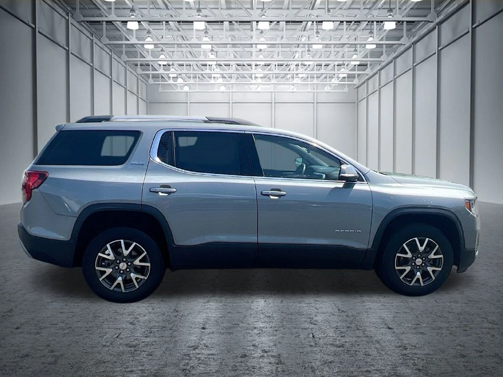 2023 GMC Acadia SLE - Photo 10