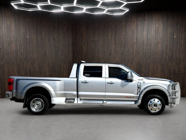 2023 Ford — photo 4