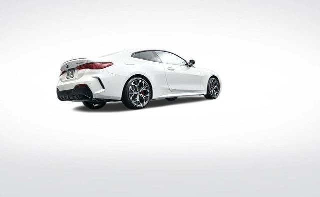 2026 BMW 4 Series M440i - Photo 31