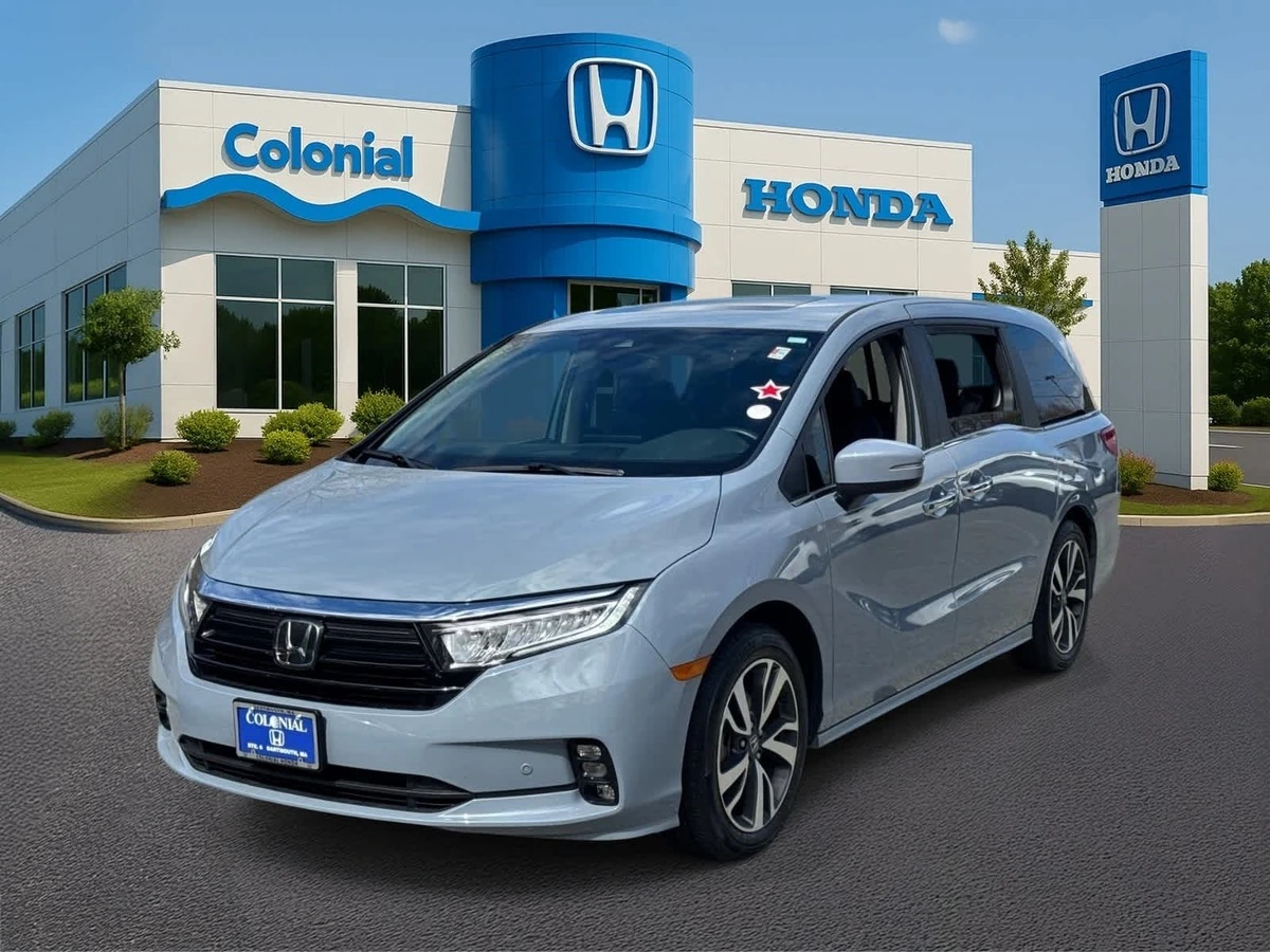 2024 Honda Odyssey Touring's photo