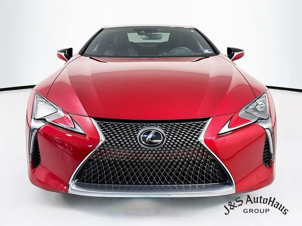 2019 Lexus LC 500 photo 2
