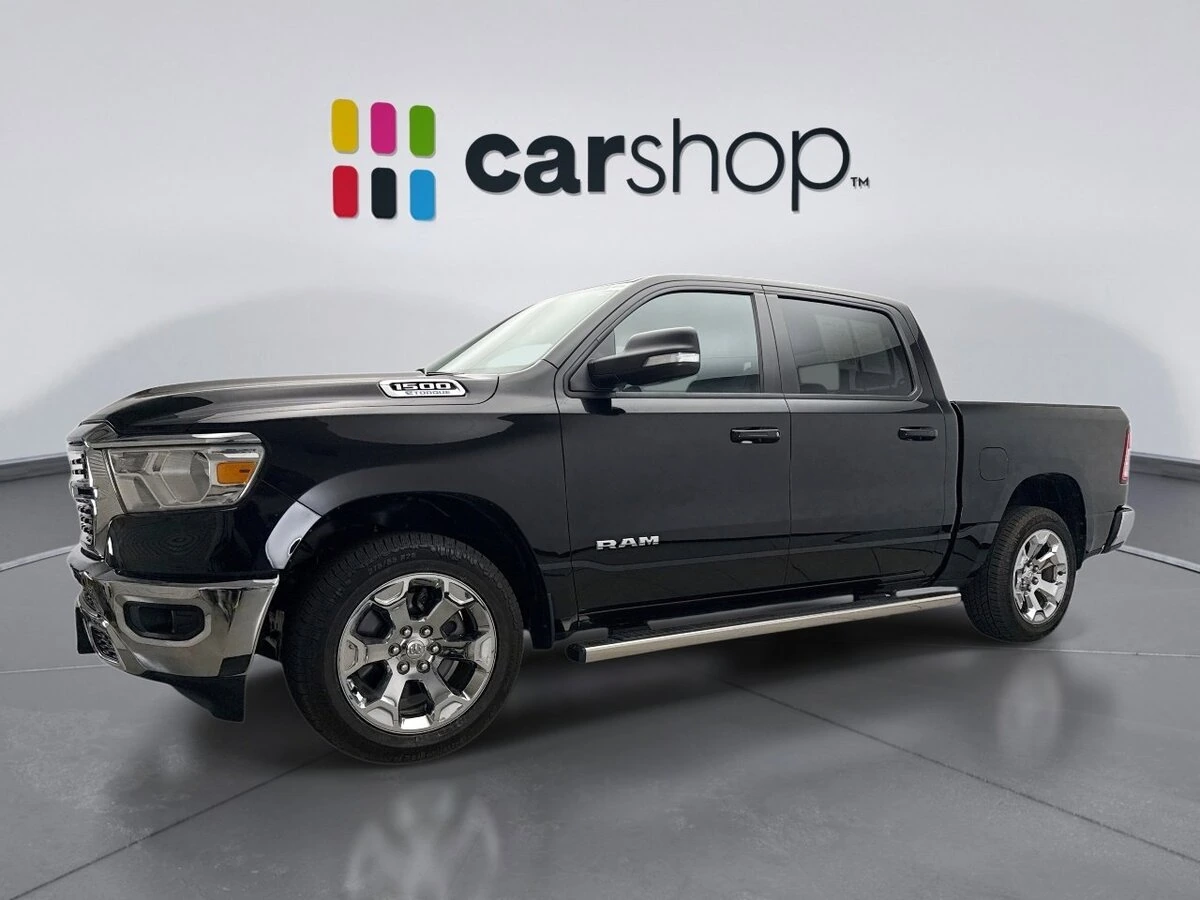 2022 RAM 1500 Big Horn/Lone Star 4x4 Crew Cab 5'7's photo