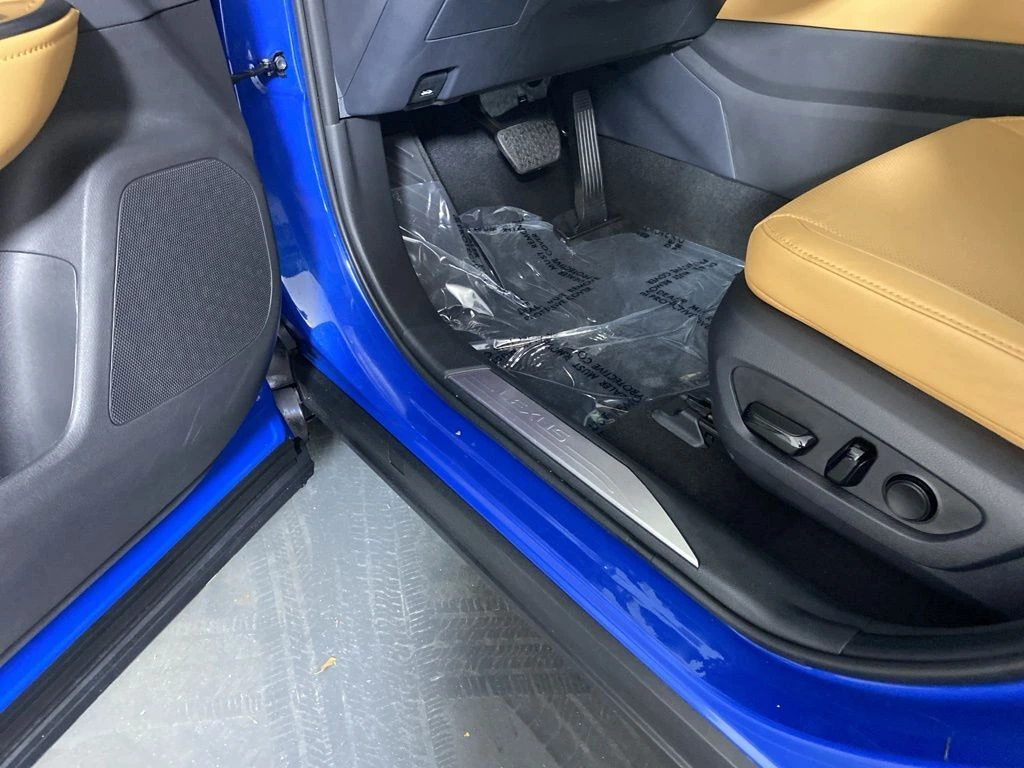 2026 Lexus NX 350 - Photo 24