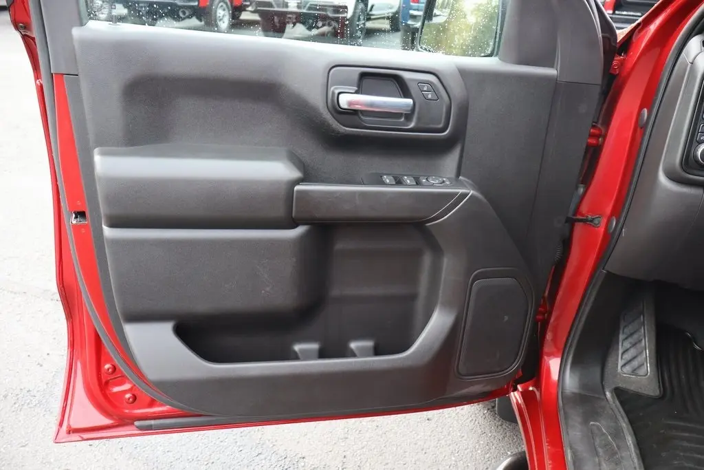 2022 Chevrolet Silverado 1500 Custom photo 18