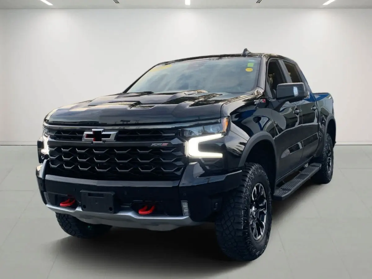 2025 Chevrolet Silverado 1500 ZR2's photo