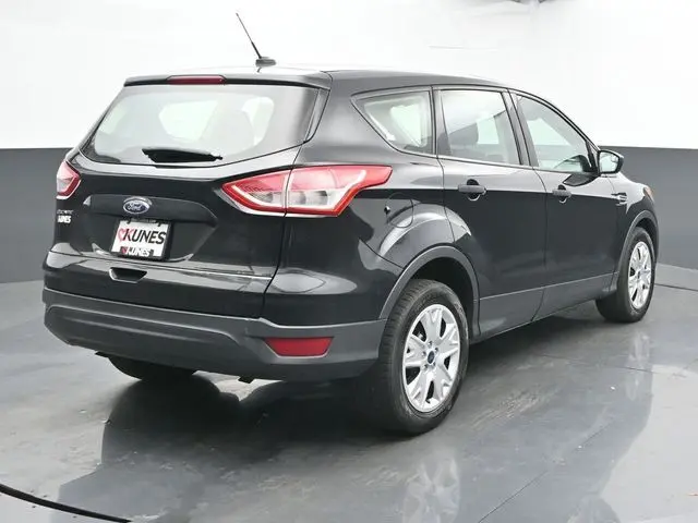 2015 Ford Escape S photo 6