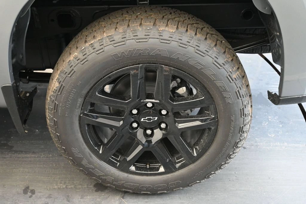 2026 Chevrolet Silverado 1500 Custom - Photo 10