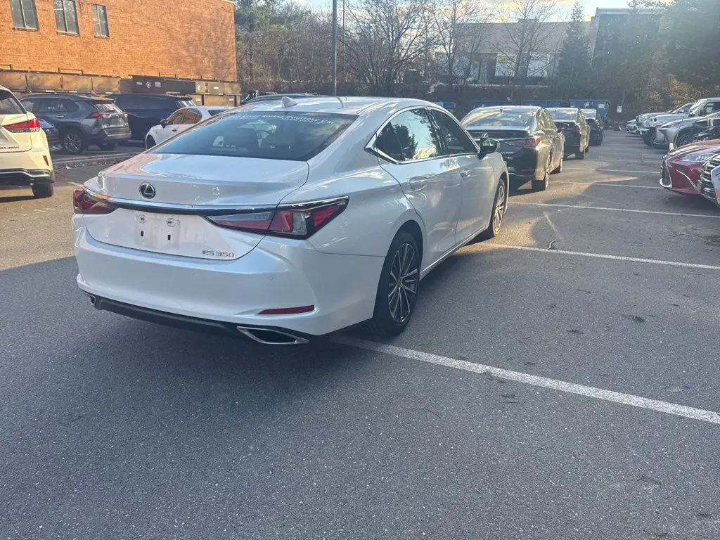 2024 Lexus ES 350 Premium photo 4