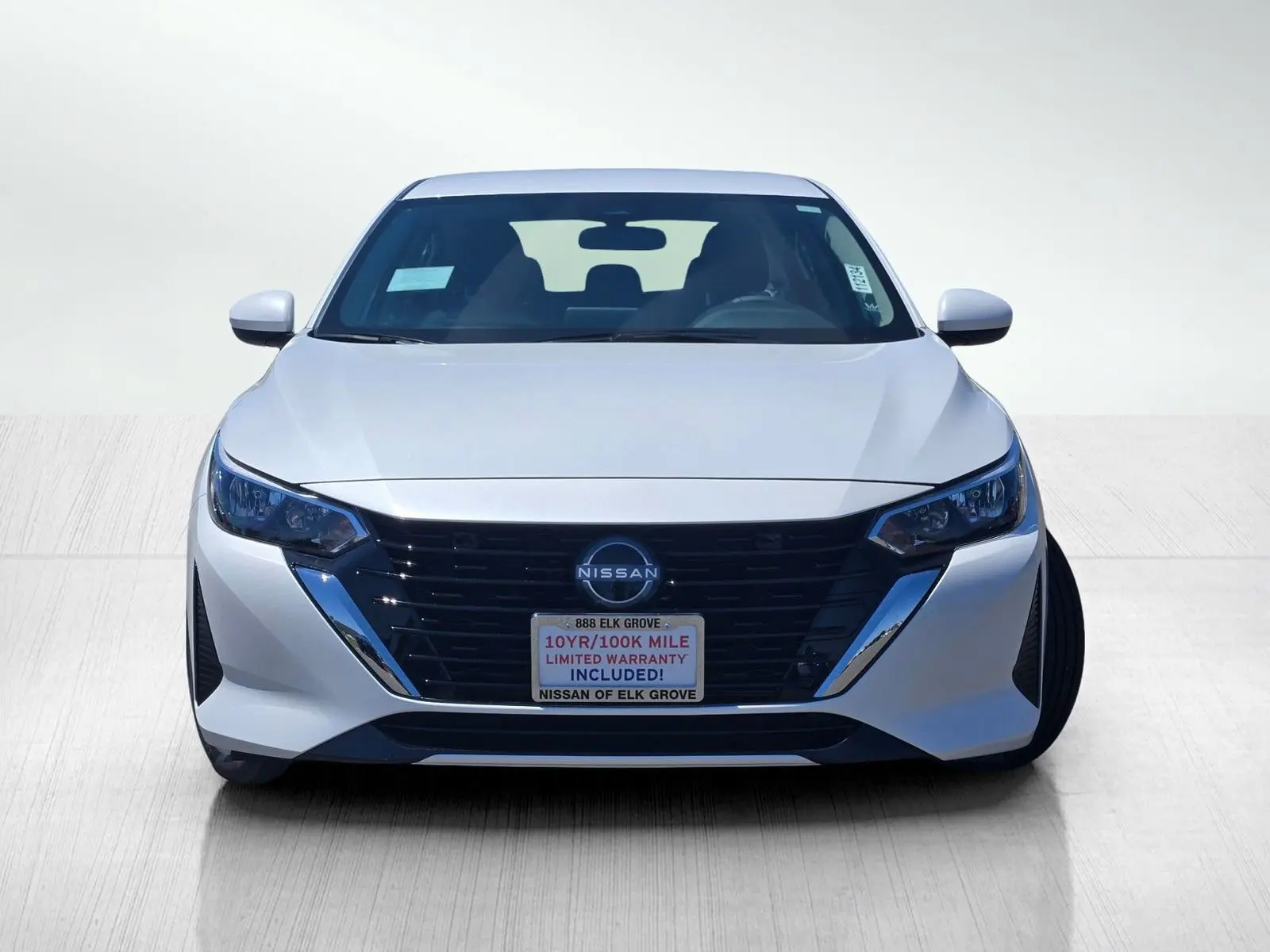 2025 Nissan Sentra SV photo 2