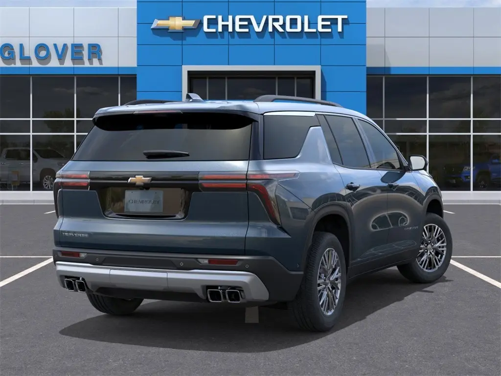 2026 Chevrolet Traverse 1LT photo 4