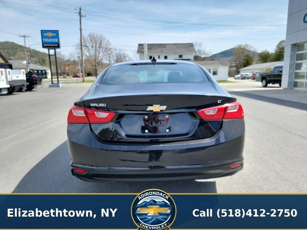 2017 Chevrolet Malibu 1LT - Photo 6