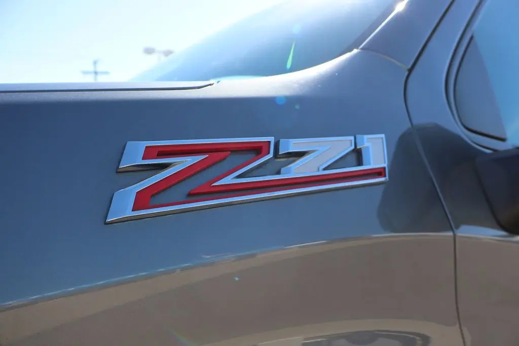 2021 Chevrolet Silverado Trail Boss LT photo 7