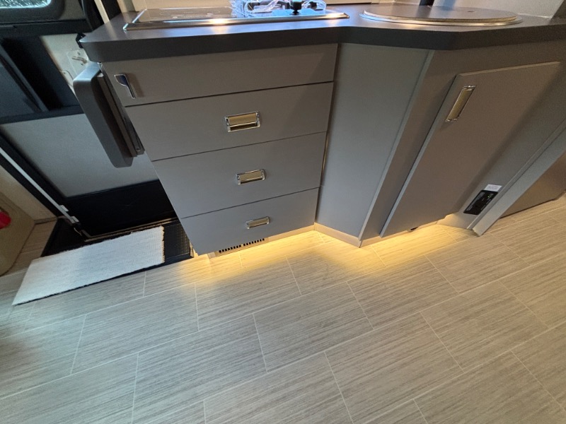 View 24R/24R/2026 image-15