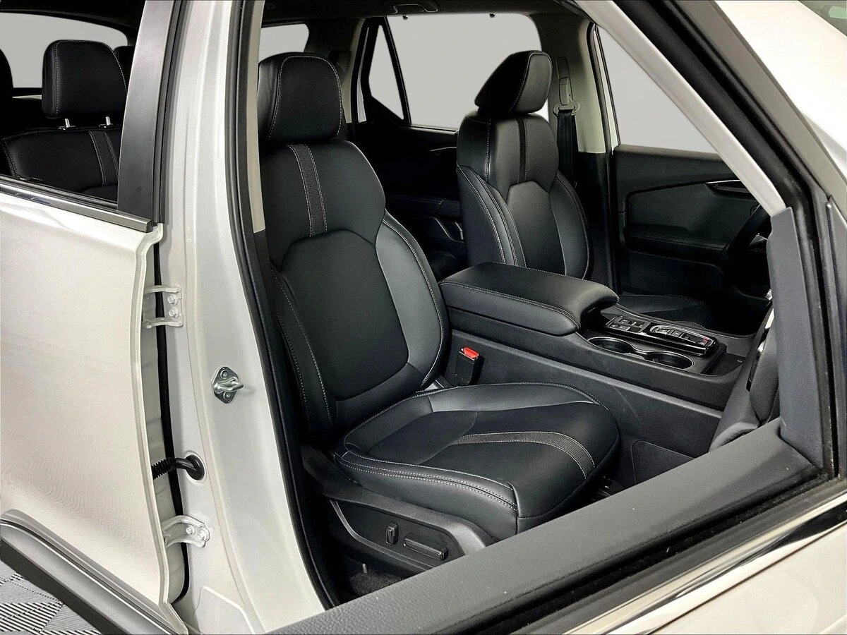 2025 Honda Pilot EX-L - Photo 28