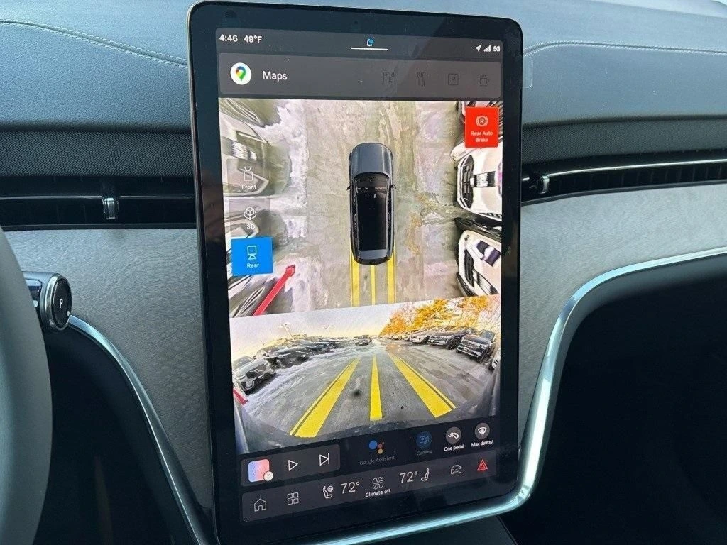 2025 Volvo - image 20