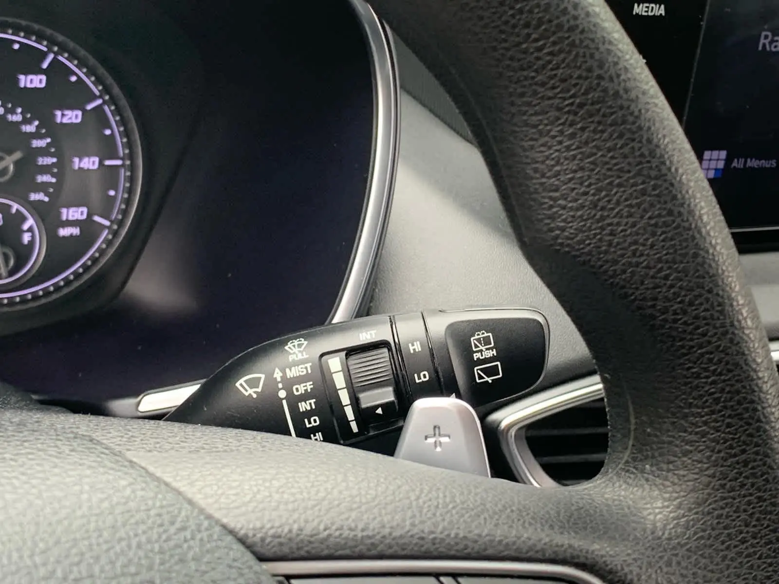 2022 Hyundai Santa Fe SEL photo 16