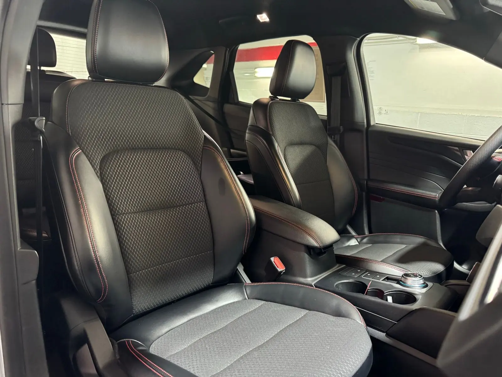 2023 Ford Escape ST-Line photo 20