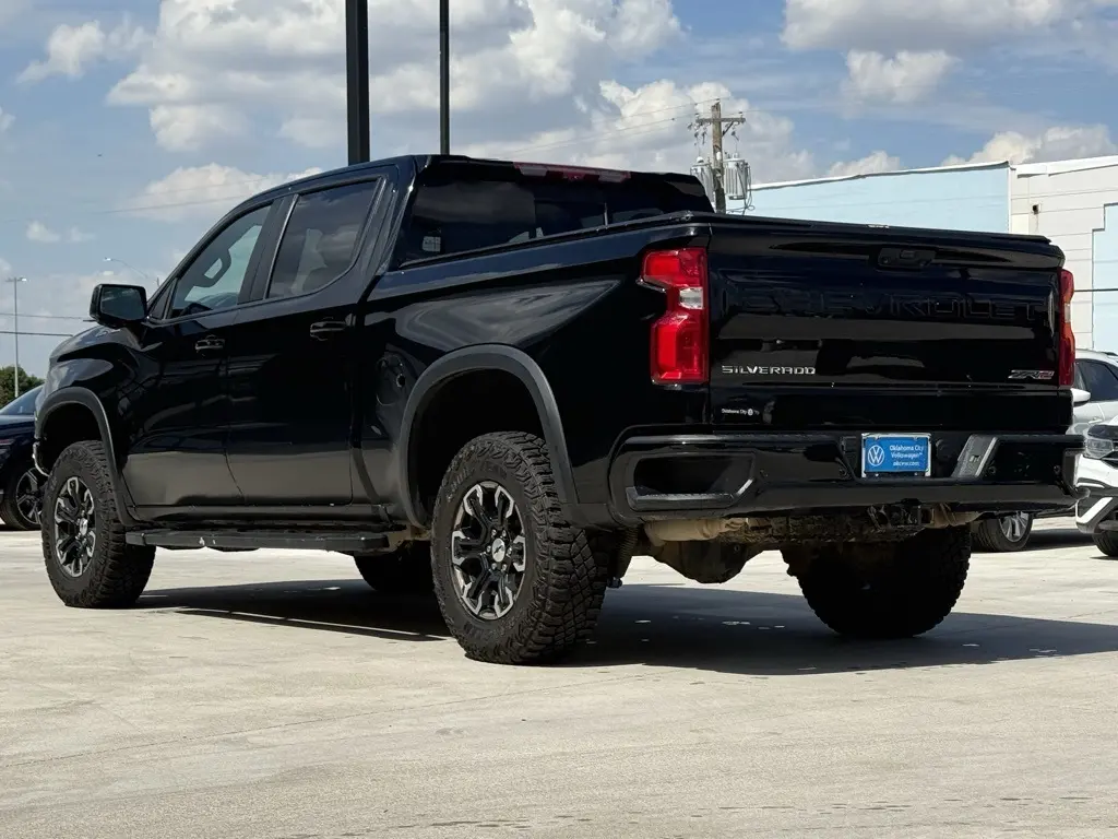 2023 Chevrolet Silverado 1500 ZR2 photo 3