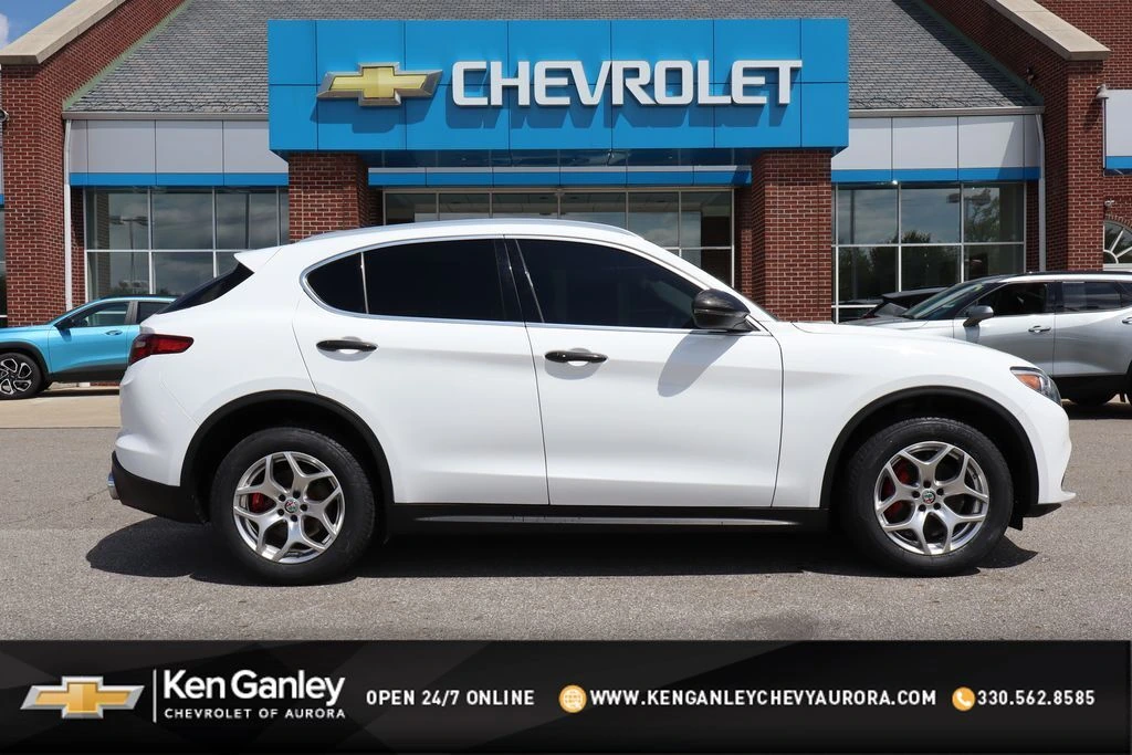 2018 Alfa Romeo Stelvio AWD's photo