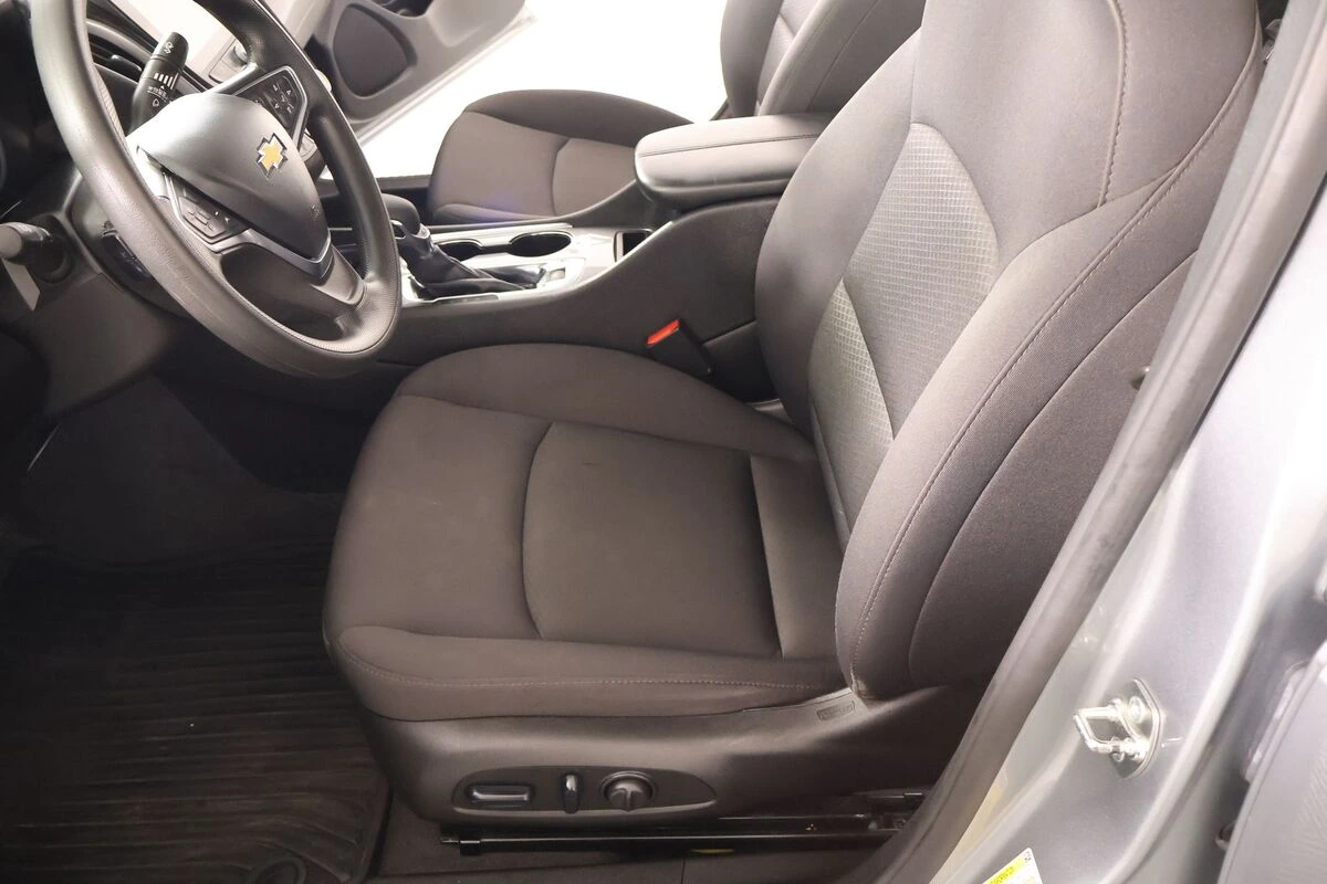 2024 Chevrolet Malibu 1LT - Photo 11