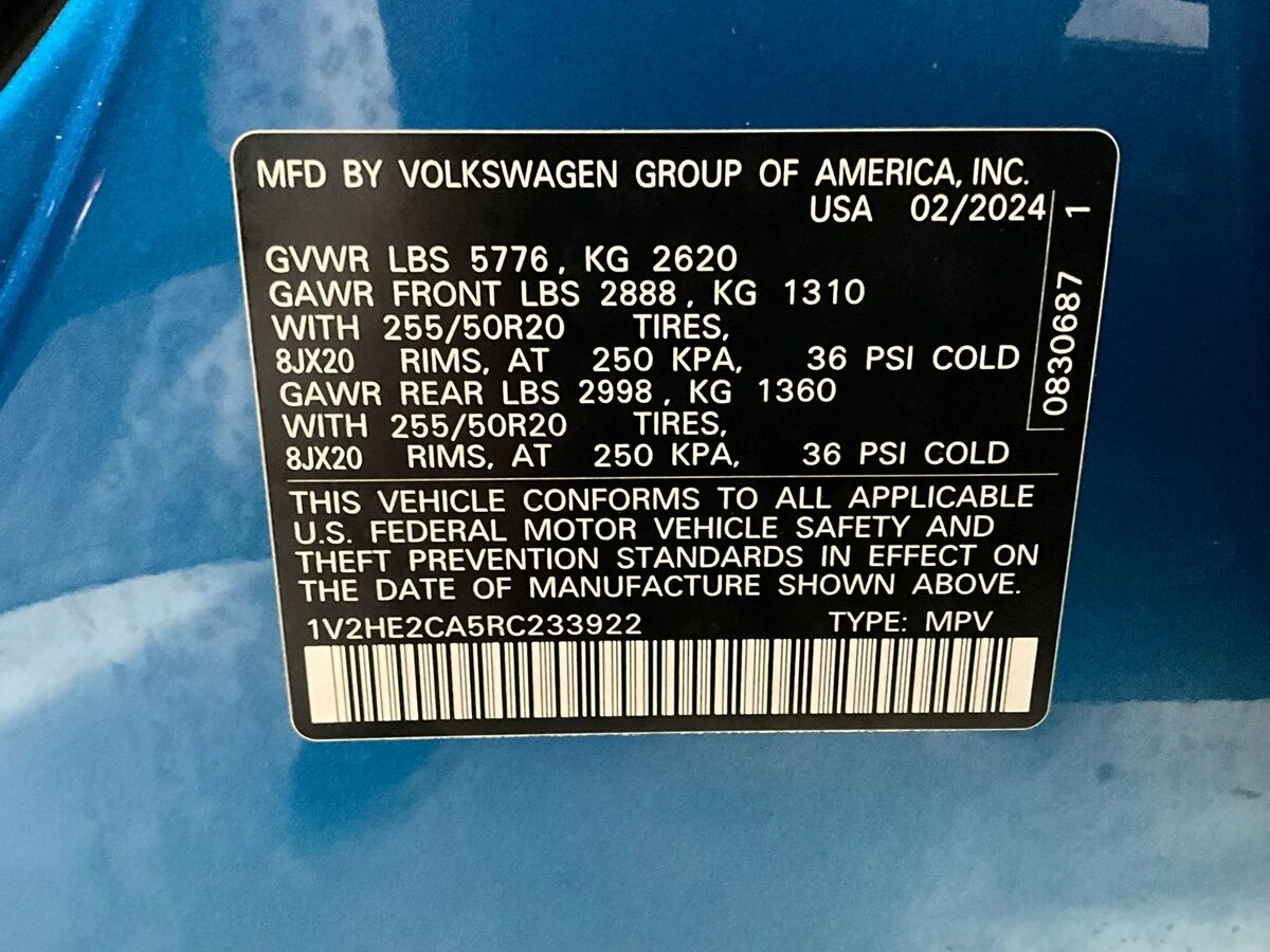 2024 Volkswagen Atlas Cross Sport SE w/Tech - Photo 32