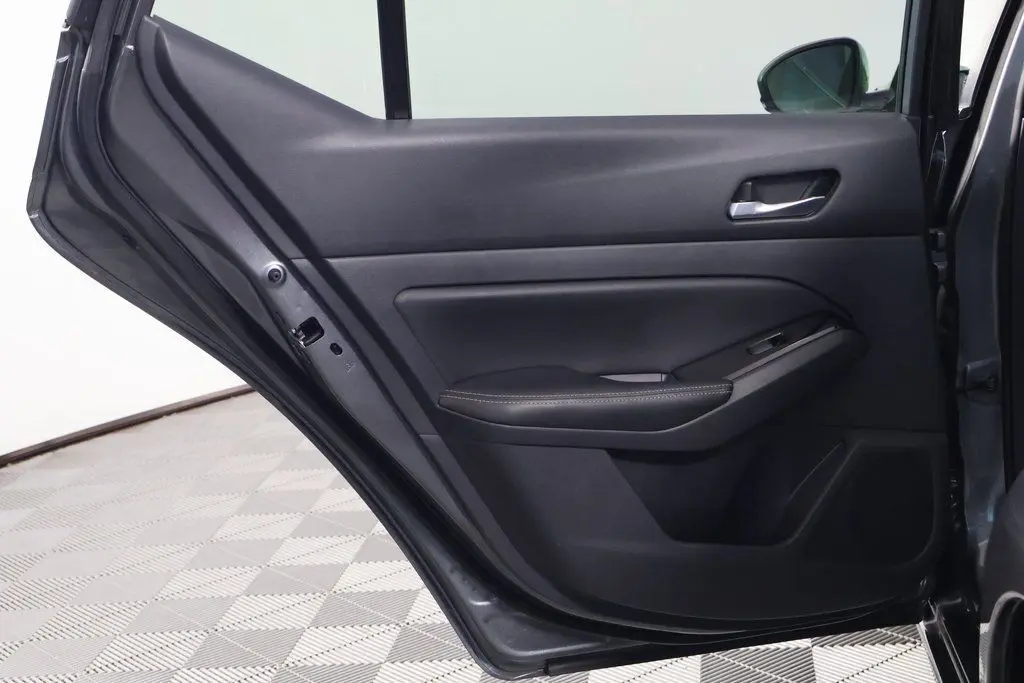 2022 Nissan Altima 2.5 SV photo 13