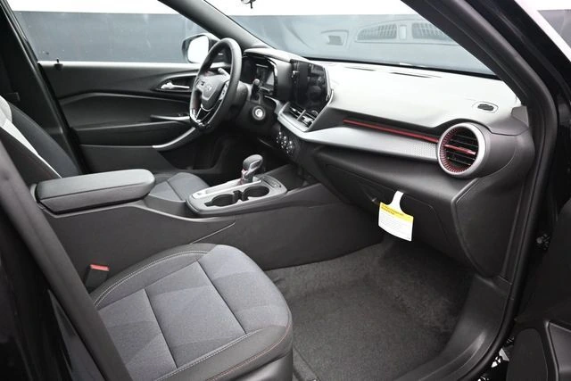 2026 Chevrolet Trax RS - Photo 25