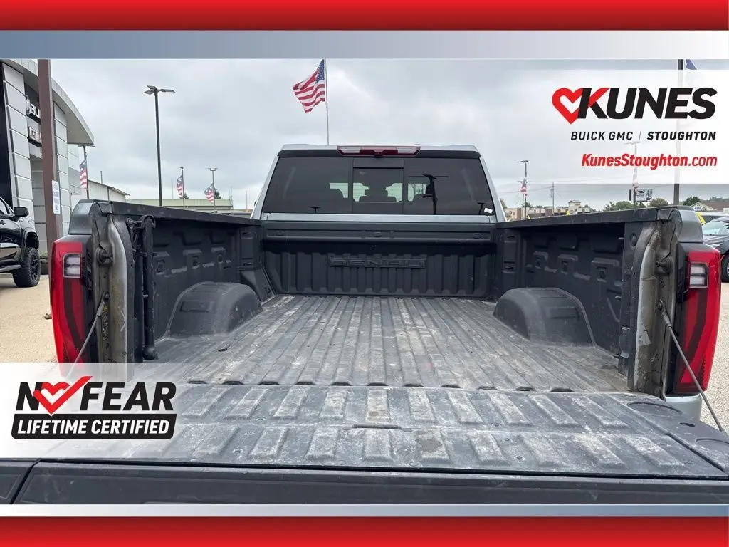 2024 Gmc Sierra HD Denali photo 14