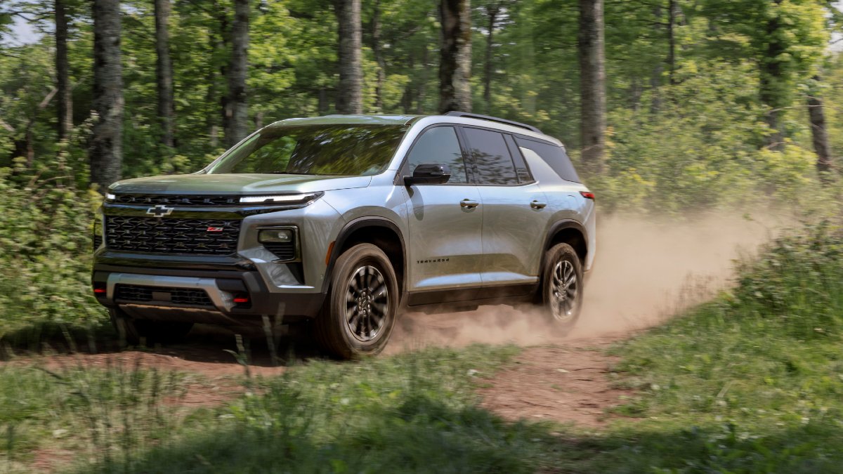 2024 Chevrolet Traverse Z71 Exterior Driver Side Front Profile