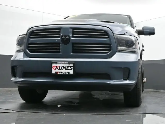 2015 Ram 1500 Sport photo 40