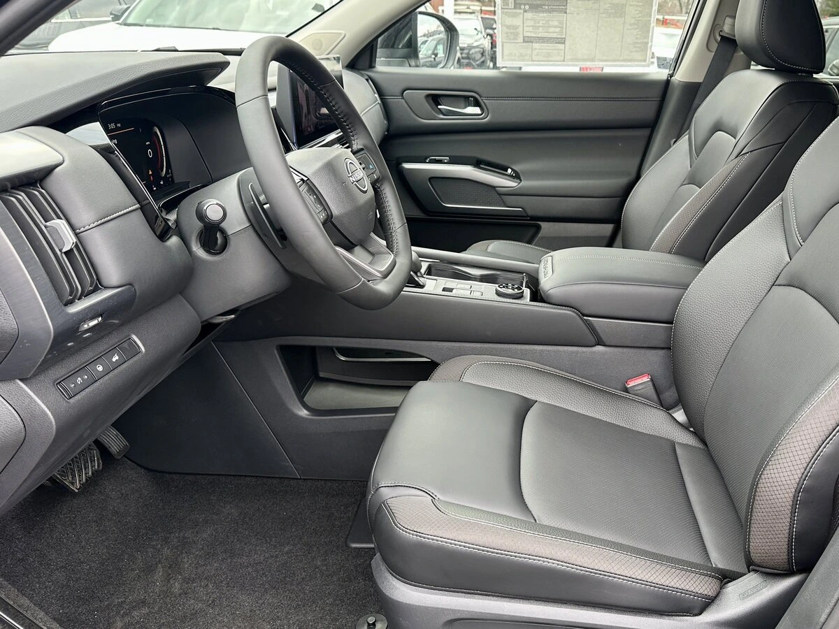 2026 Nissan Pathfinder SL - Photo 25