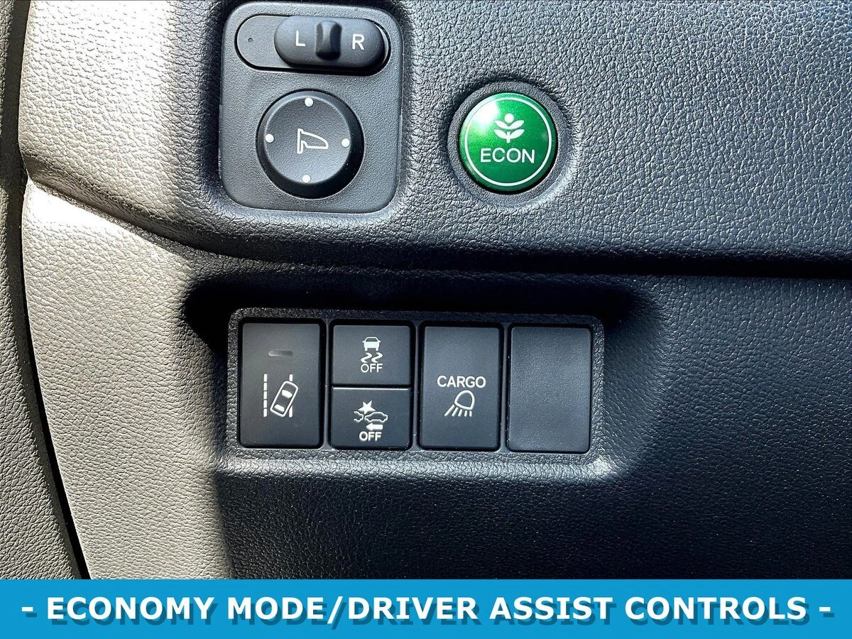 2025 Honda Ridgeline Sport - Photo 38