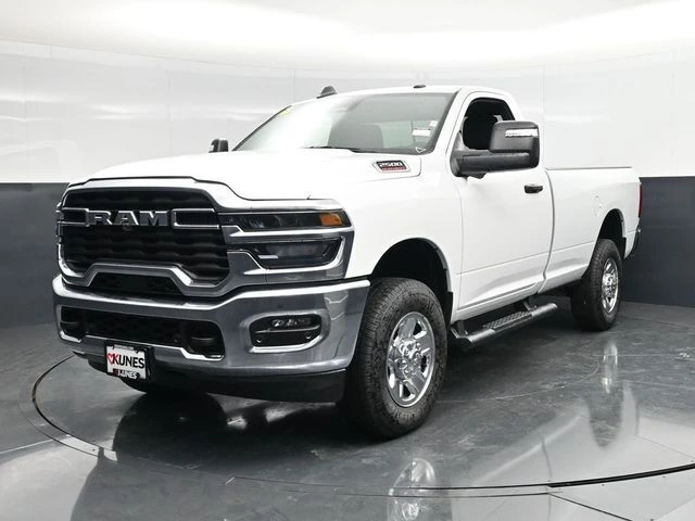 2025 RAM 2500 Tradesman - Photo 6