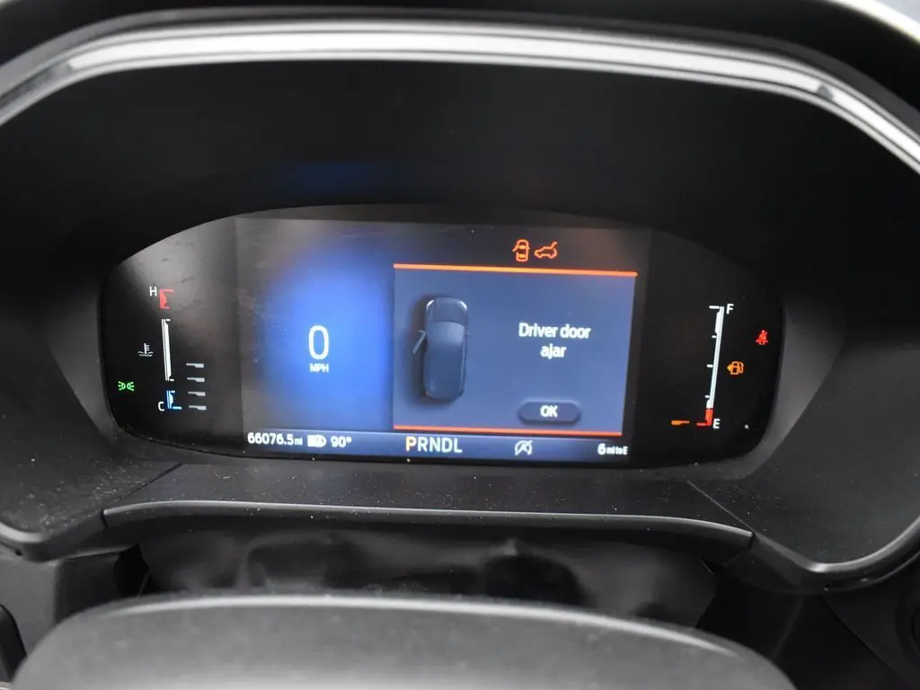 2023 Ford Escape ST-Line photo 17