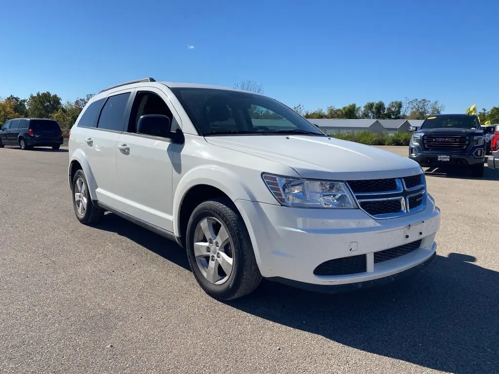 Used 2017 Dodge Journey SE with VIN 3C4PDCAB8HT552283 for sale in Morrison, IL
