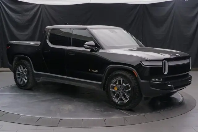 Used 2022 Rivian R1T Adventure with VIN 7FCTGAAA4NN009729 for sale in Murray, UT